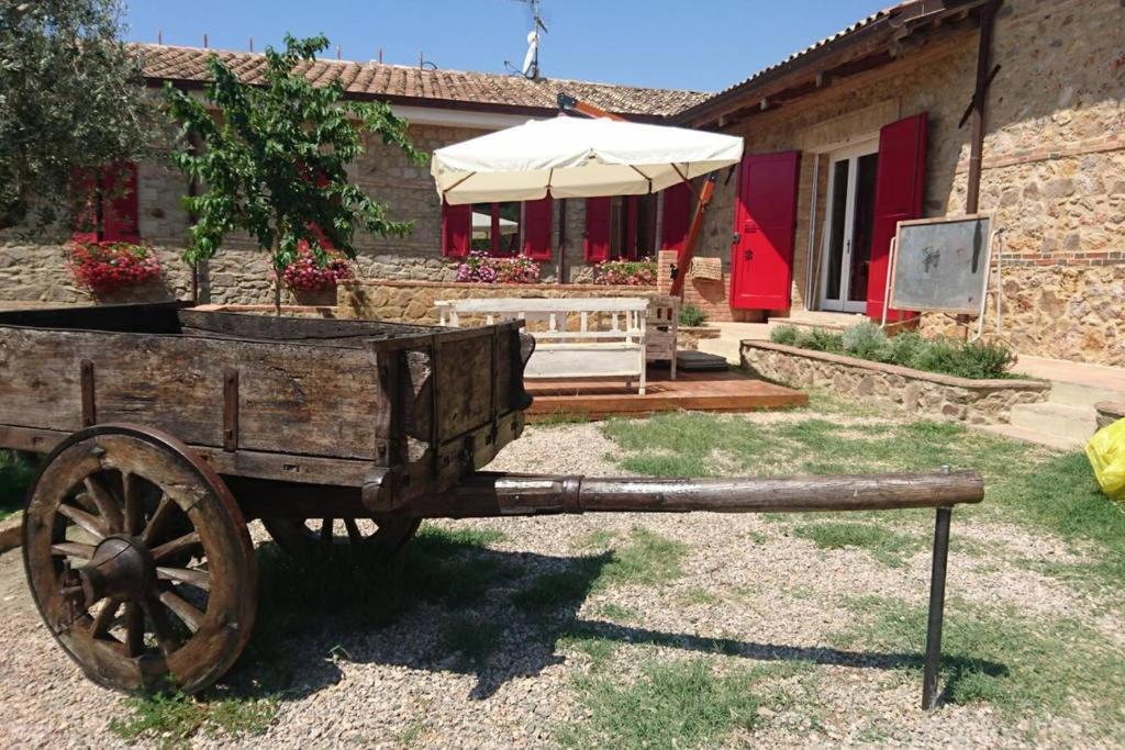 Montepescali Il Barbagianni Bed & Breakfast エクステリア 写真