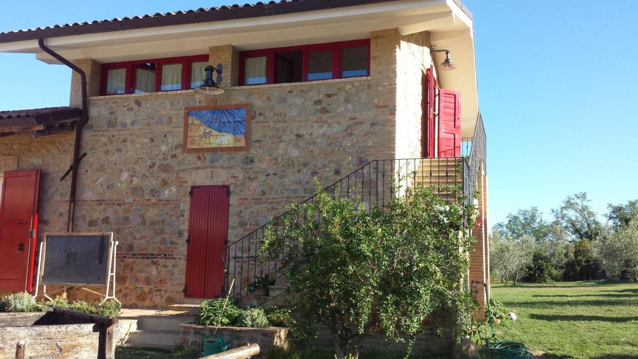 Montepescali Il Barbagianni Bed & Breakfast エクステリア 写真